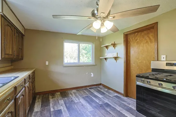 $134,900 | 9050 Highway 50, Aurora, IN 47001