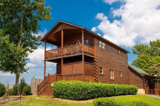 $499,000 | 270 Moose Rdg Way, Pigeon Forge, TN 37863