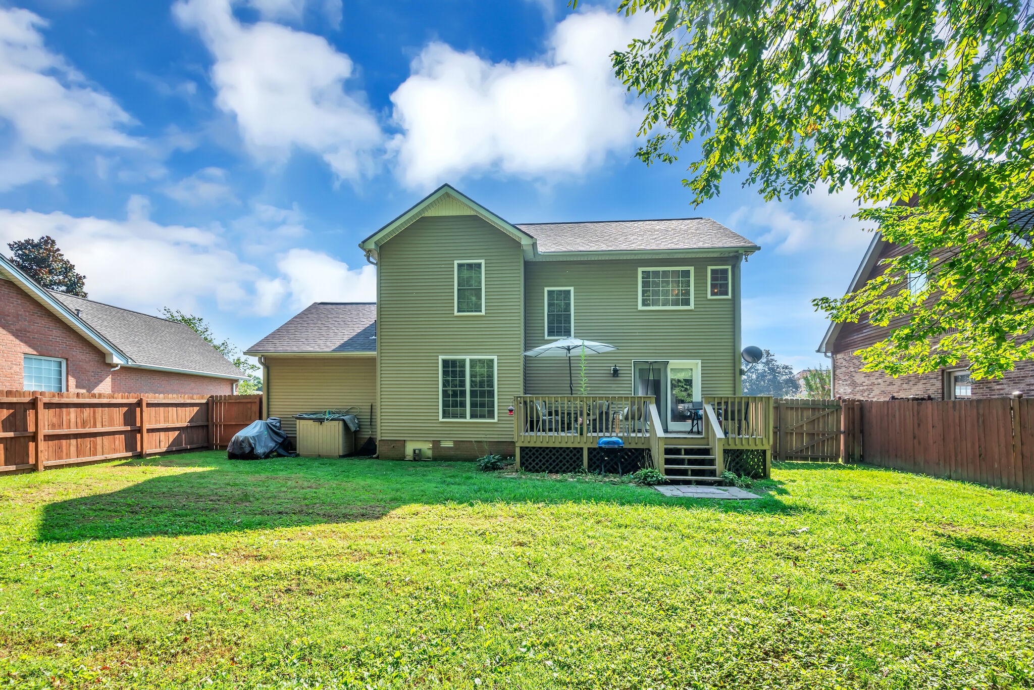 156 Foxrun Springfield, TN 37172 - Photo 31 of 31 a front view of a house with a yard