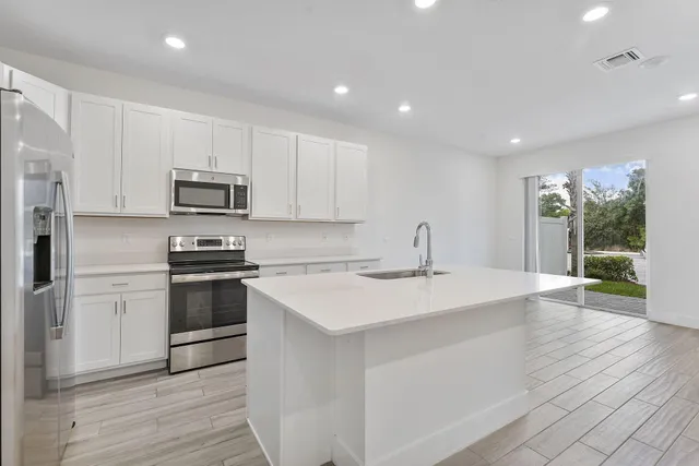 $2,500 | 247 Preserve Trail North, Stuart, FL 34994