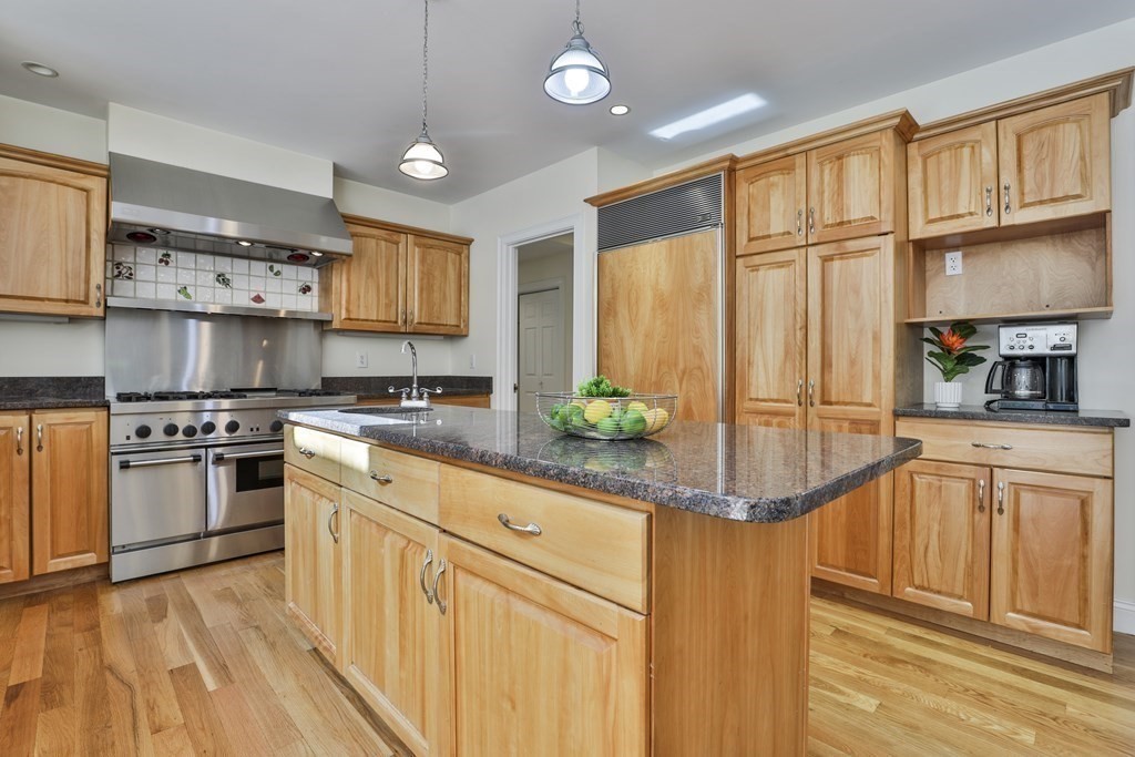 63 Old Mill Road Concord, MA 01742 - Photo 17 of 42 Gallery Image 17