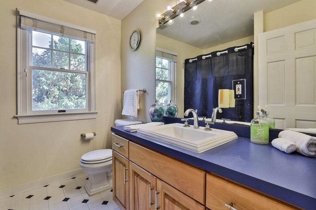 63 Old Mill Road Concord, MA 01742 - Photo 29 of 42 Gallery Image 29