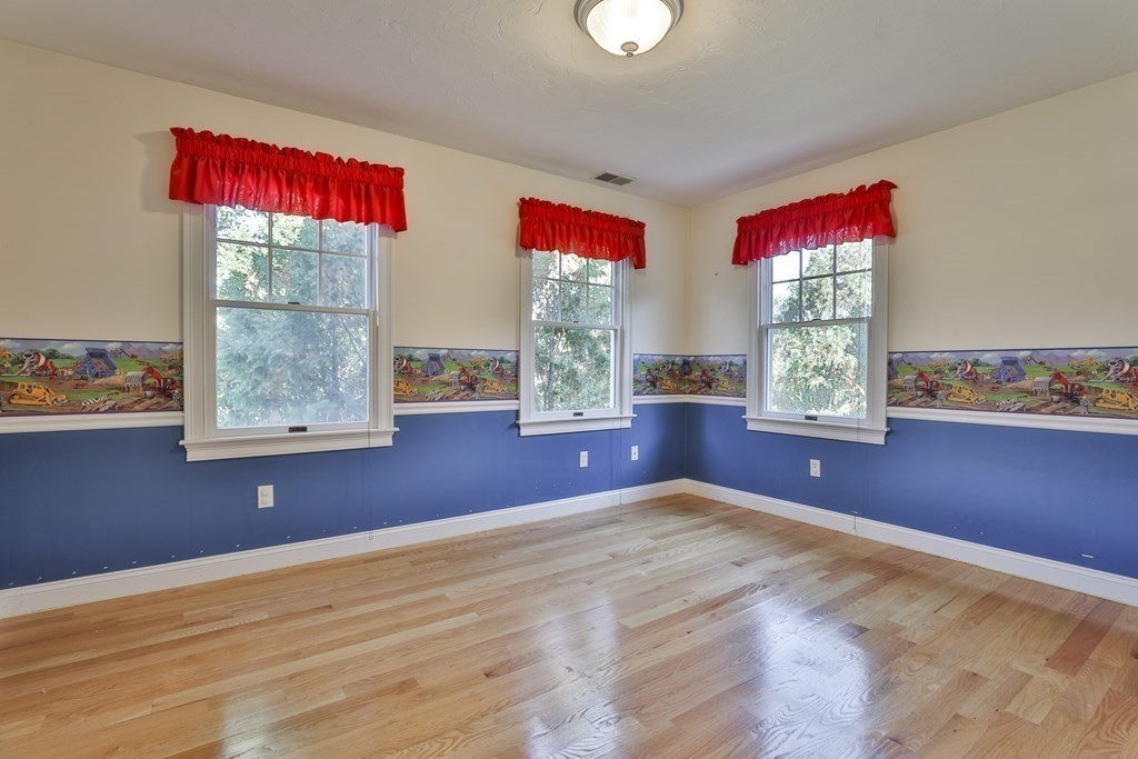63 Old Mill Road Concord, MA 01742 - Photo 31 of 42 Gallery Image 31