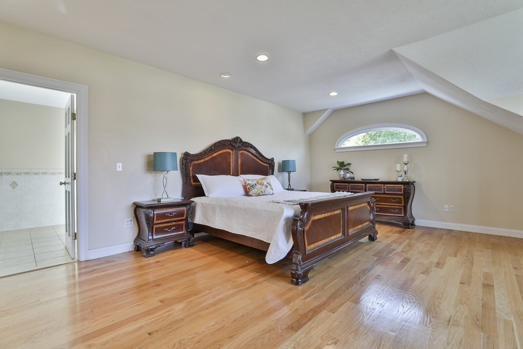 63 Old Mill Road Concord, MA 01742 - Photo 36 of 42 Gallery Image 36