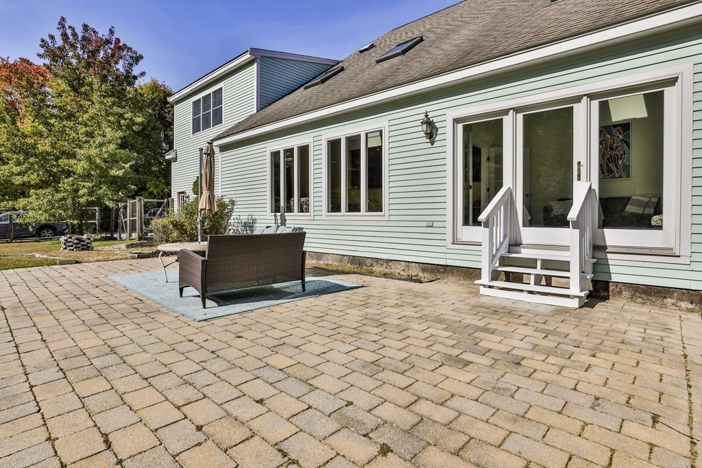 63 Old Mill Road Concord, MA 01742 - Photo 42 of 42 Gallery Image 42