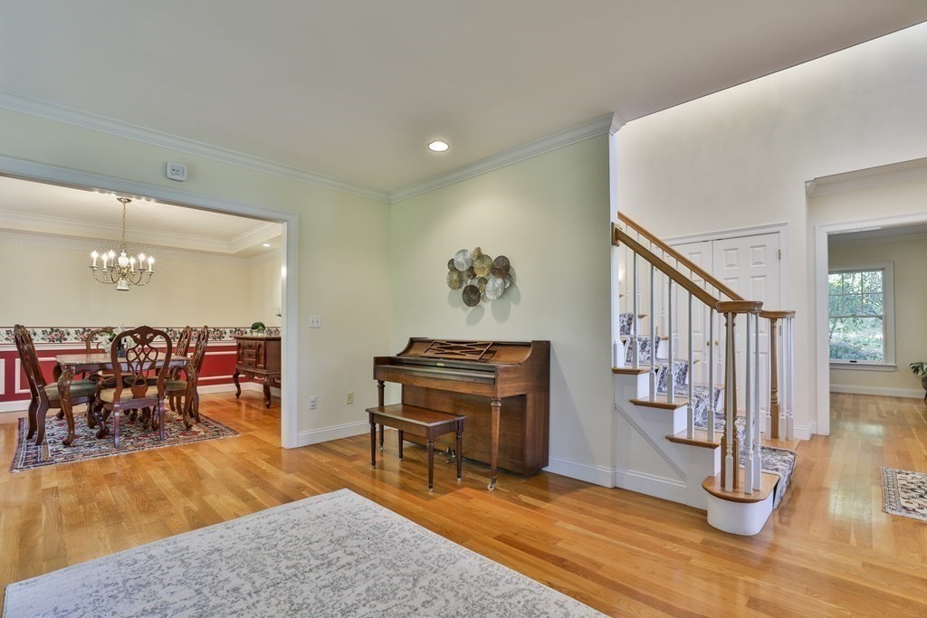 63 Old Mill Road Concord, MA 01742 - Photo 9 of 42 Gallery Image 9