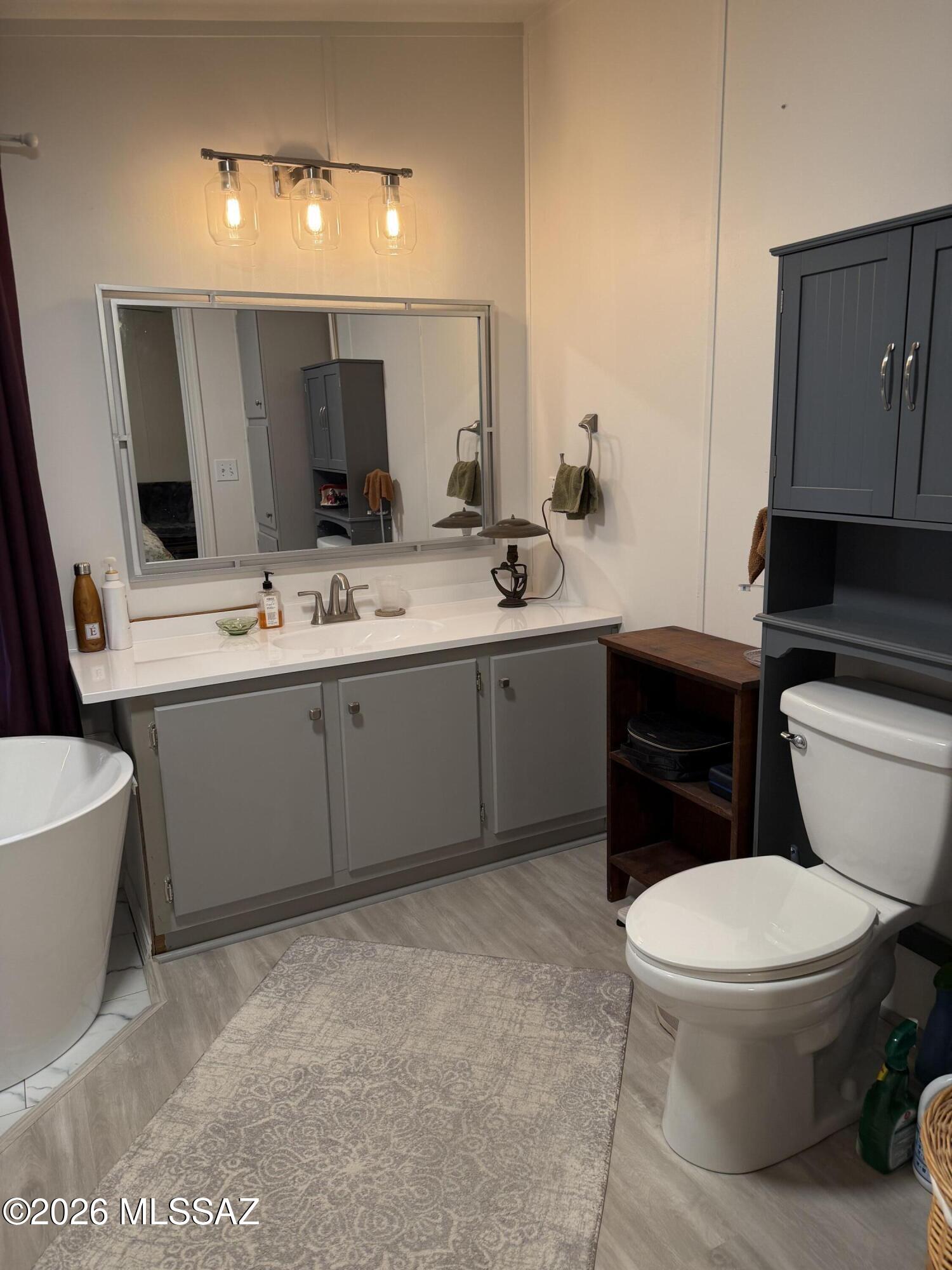 15770 North Oracle Road, Unit B4 Tucson, AZ 85739 - Photo 13 of 30 Master bath