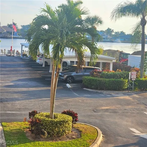 a house view with outdoor space