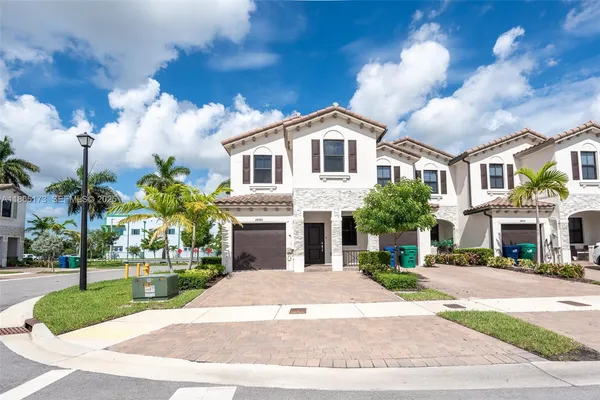 $2,950 | 24720 Southwest 119th Place, Unit 24720, Homestead, FL 33032