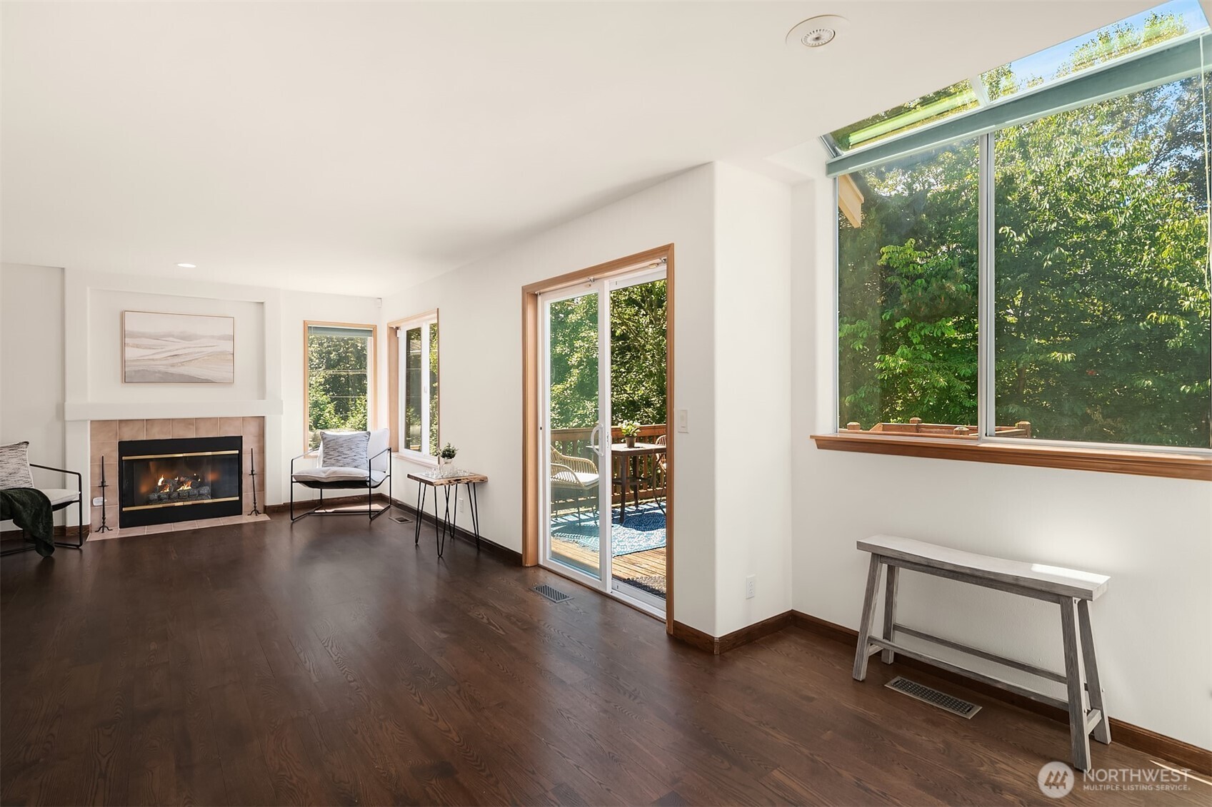 1613 Hoquiam Place Northeast Renton, WA 98059 - Photo 8 of 24