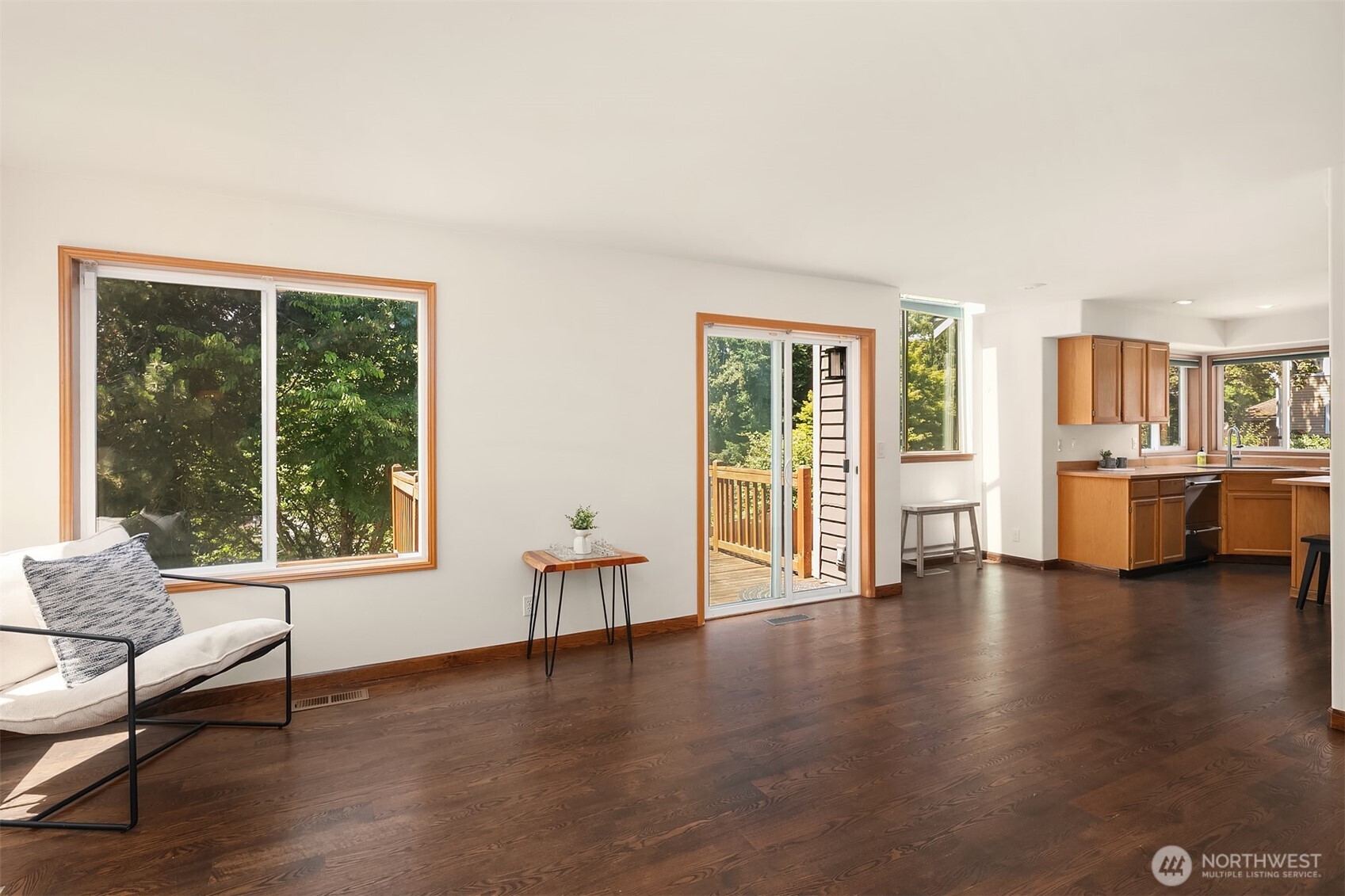 1613 Hoquiam Place Northeast Renton, WA 98059 - Photo 10 of 24