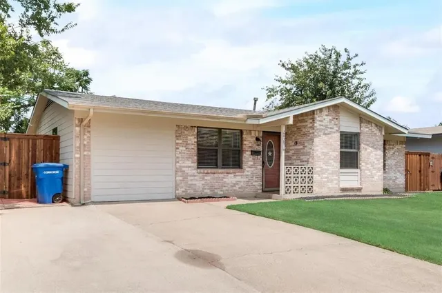 $2,600 | 2429 Towerwood Drive, Carrollton, TX 75006
