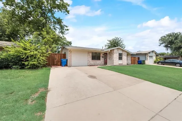 $2,600 | 2429 Towerwood Drive, Carrollton, TX 75006