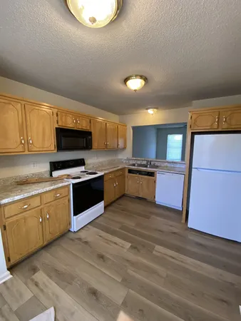 $995 | 251 Tree Line Drive, Oak Grove, KY 42262