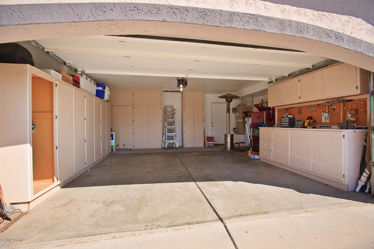 3724 East Decatur Street Mesa, AZ 85205 - Photo 6 of 14 Garage