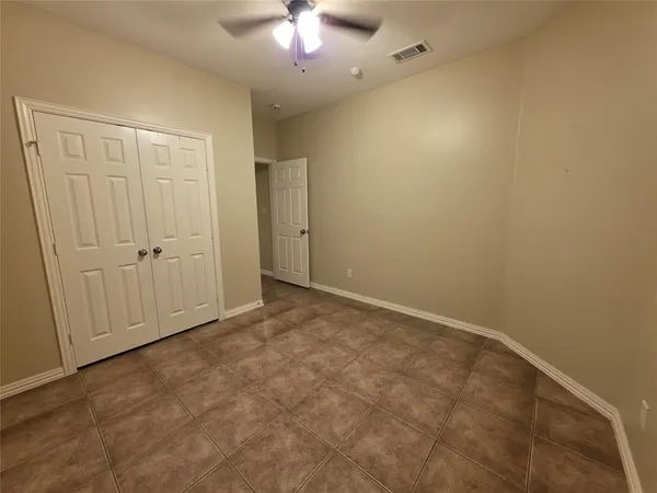 $3,500 | 2716 Park Place, Burleson, TX 76028