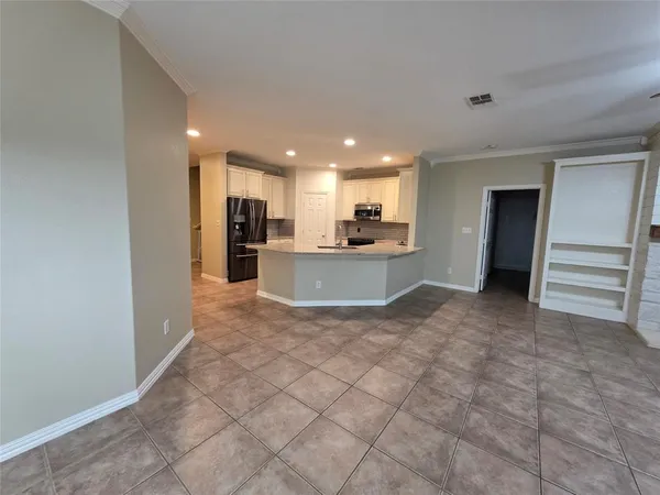 $3,500 | 2716 Park Place, Burleson, TX 76028