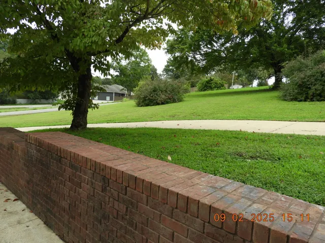 $385,000 | 1325 Matthew Avenue, Leoma, TN 38468