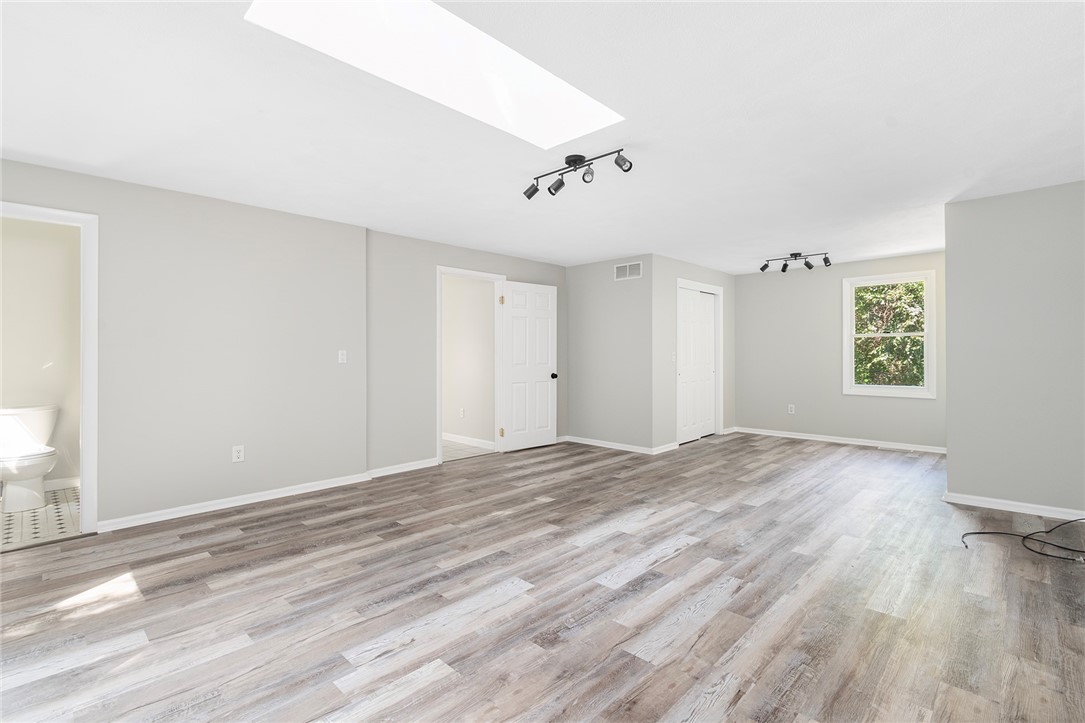 976 Knotty Oak Road Coventry, RI 02816 - Photo 12 of 29 Gallery Image 12