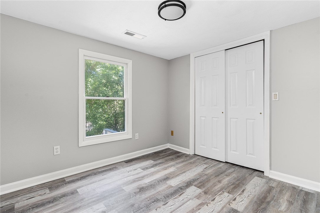 976 Knotty Oak Road Coventry, RI 02816 - Photo 18 of 29 Gallery Image 18