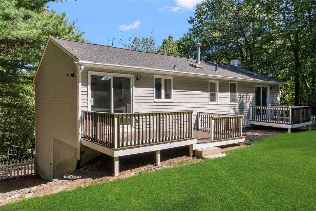 976 Knotty Oak Road Coventry, RI 02816 - Photo 28 of 29 Gallery Image 28