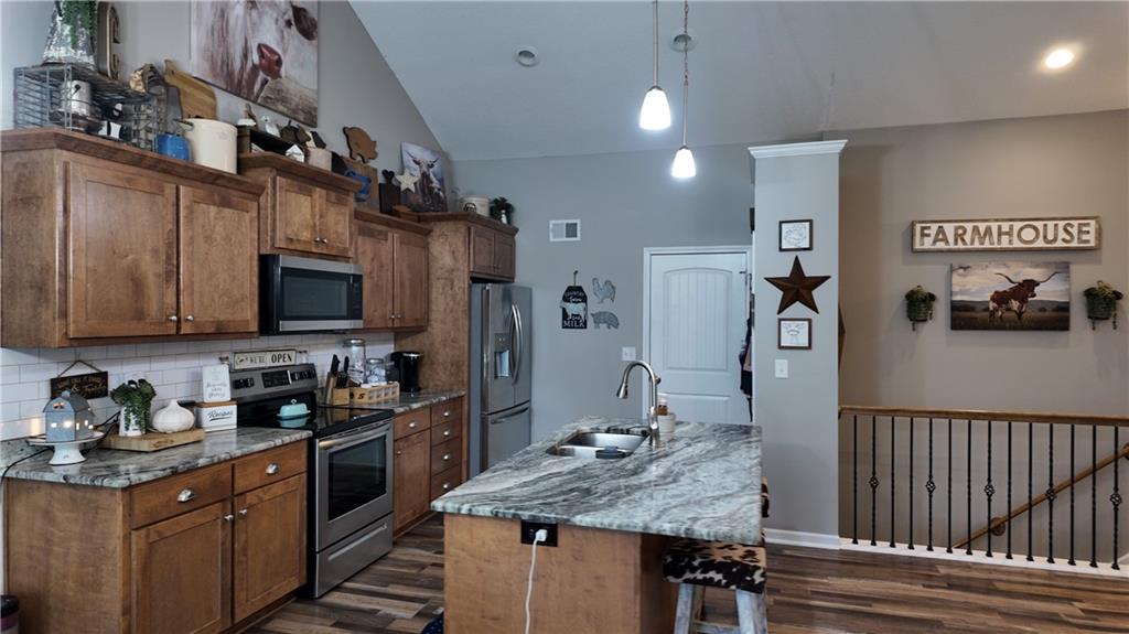 21650 West Wilson Street Spring Hill, KS 66083 - Photo 11 of 35