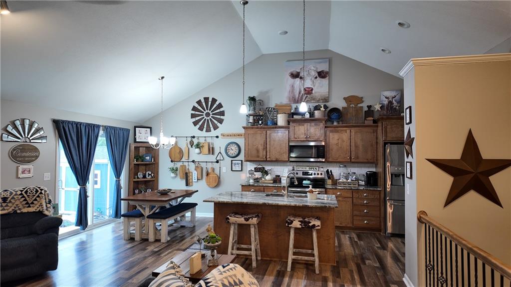 21650 West Wilson Street Spring Hill, KS 66083 - Photo 13 of 35