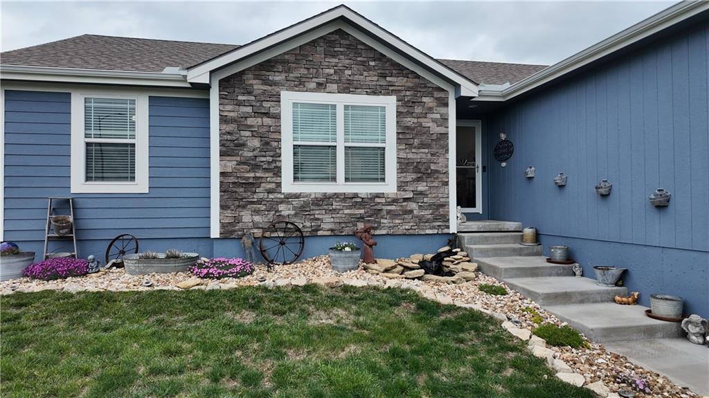 21650 West Wilson Street Spring Hill, KS 66083 - Photo 4 of 35