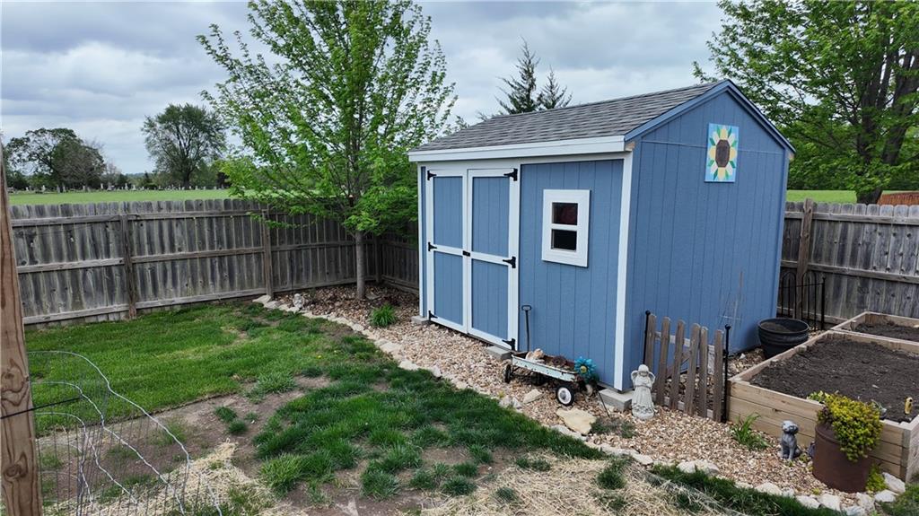 21650 West Wilson Street Spring Hill, KS 66083 - Photo 5 of 35