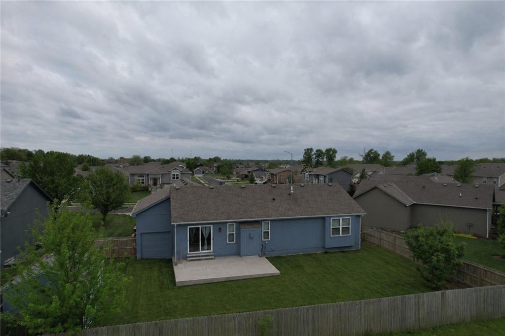 21650 West Wilson Street Spring Hill, KS 66083 - Photo 6 of 35