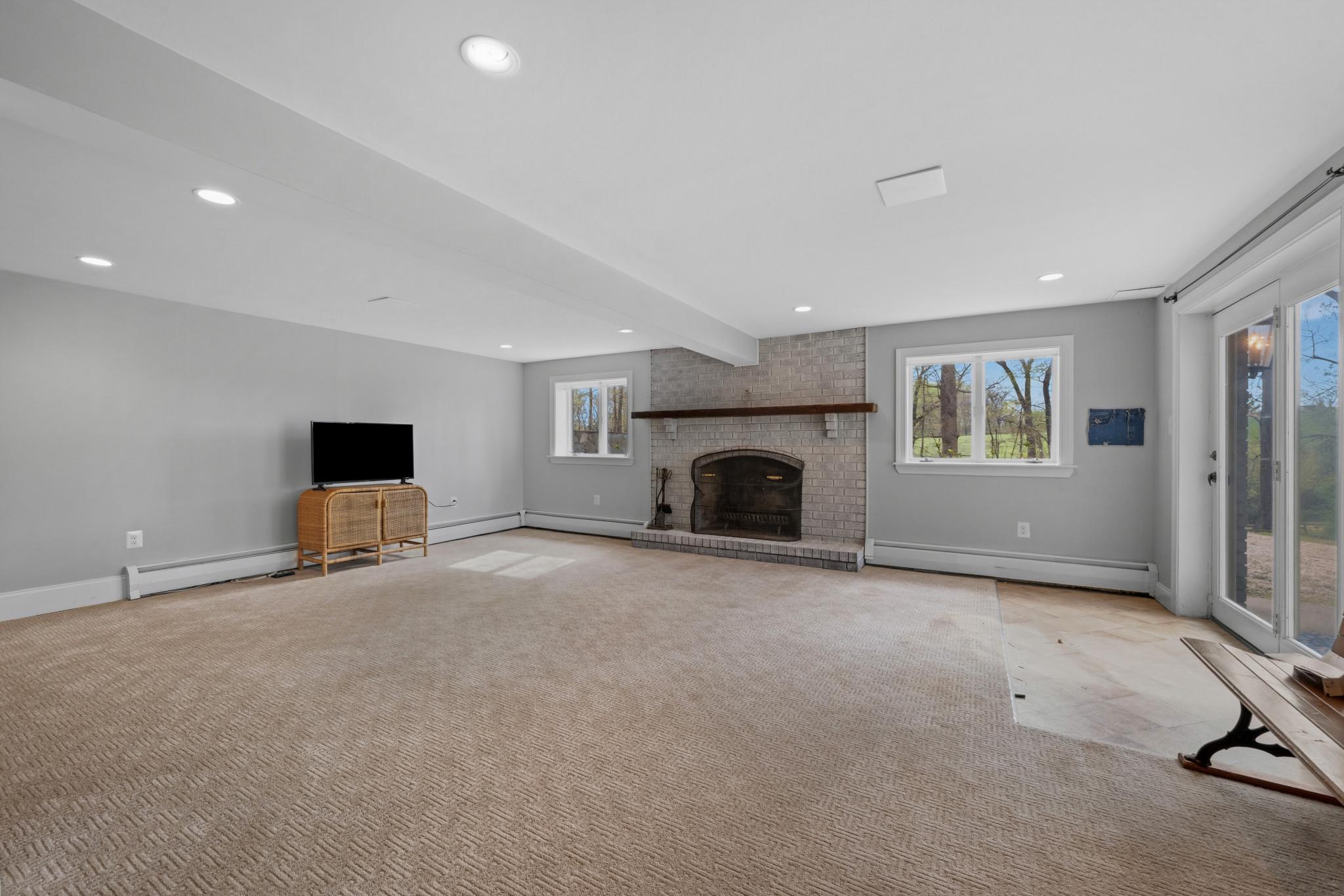14111 Longnecker Road Glyndon, MD 21136 - Photo 13 of 51 Gallery Image 13