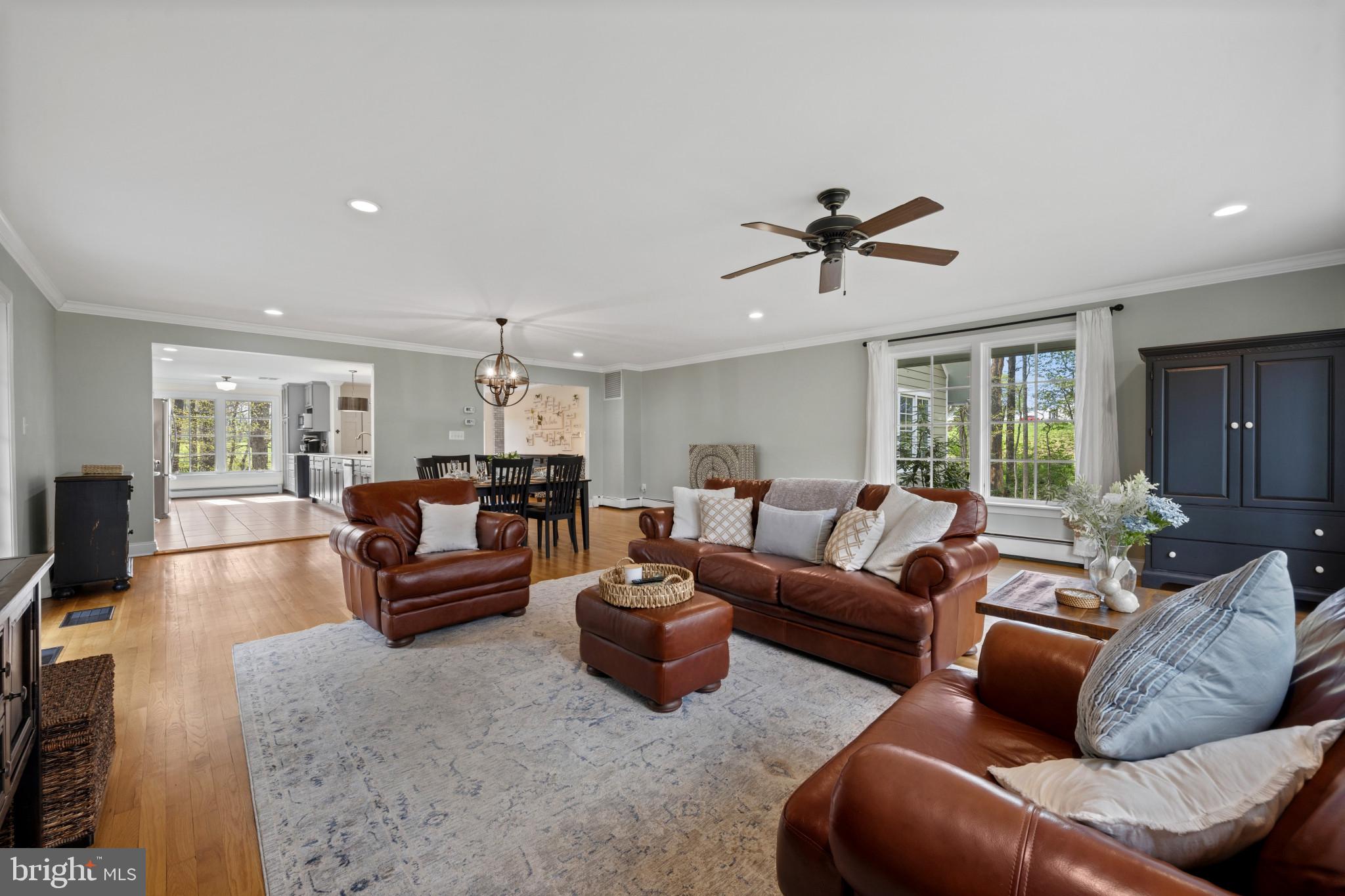 14111 Longnecker Road Glyndon, MD 21136 - Photo 38 of 51 Inviting living space with natural light.