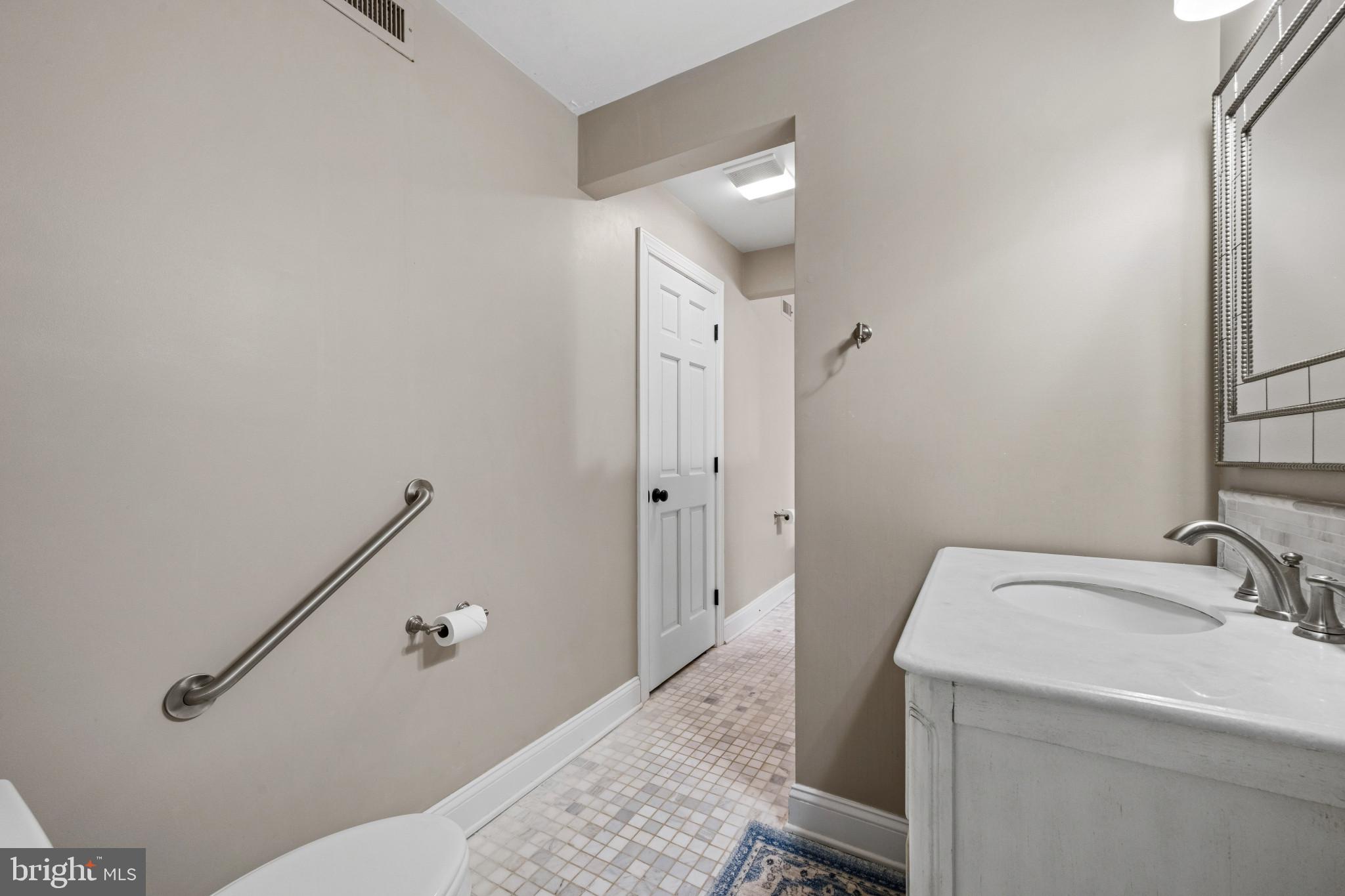 14111 Longnecker Road Glyndon, MD 21136 - Photo 43 of 51 Modern bathroom with elegant finishes.