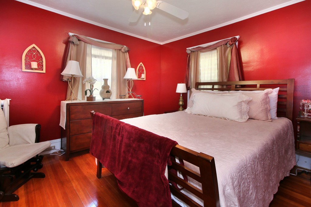 49 Edgemere Road Quincy, MA 02169 - Photo 18 of 30 Gallery Image 18