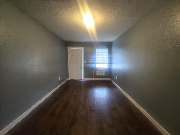 $800 | 4902 Farm To Market Road 1765, Unit 5, Texas City, TX 77591