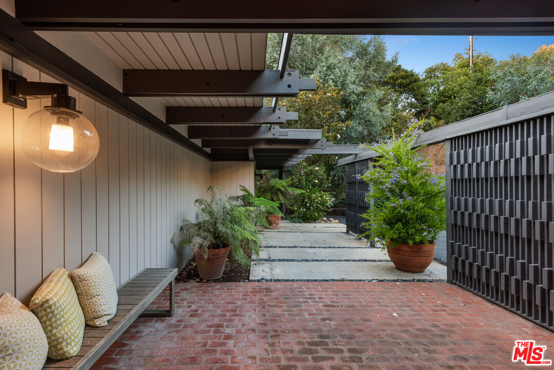 1030 Rivas Canyon Road Pacific Palisades, CA 90272 - Photo 39 of 42