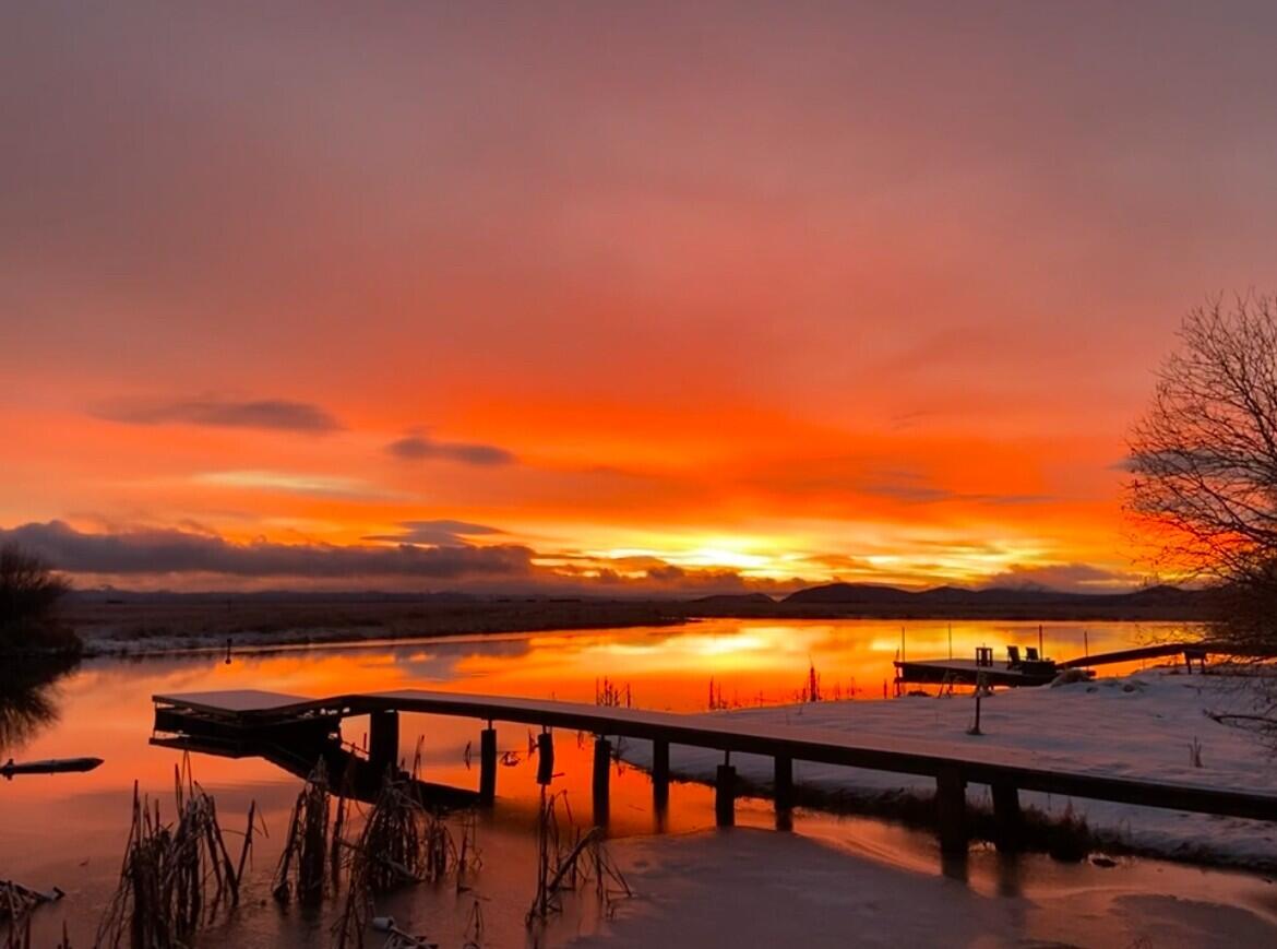 28925 Rocky Point Road Klamath Falls, OR 97601 - Photo 3 of 42 28925 Rocky Point sunrise