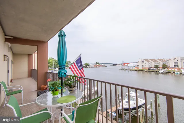 $414,000 | 304 Academy Street, Unit 202, Cambridge, MD 21613
