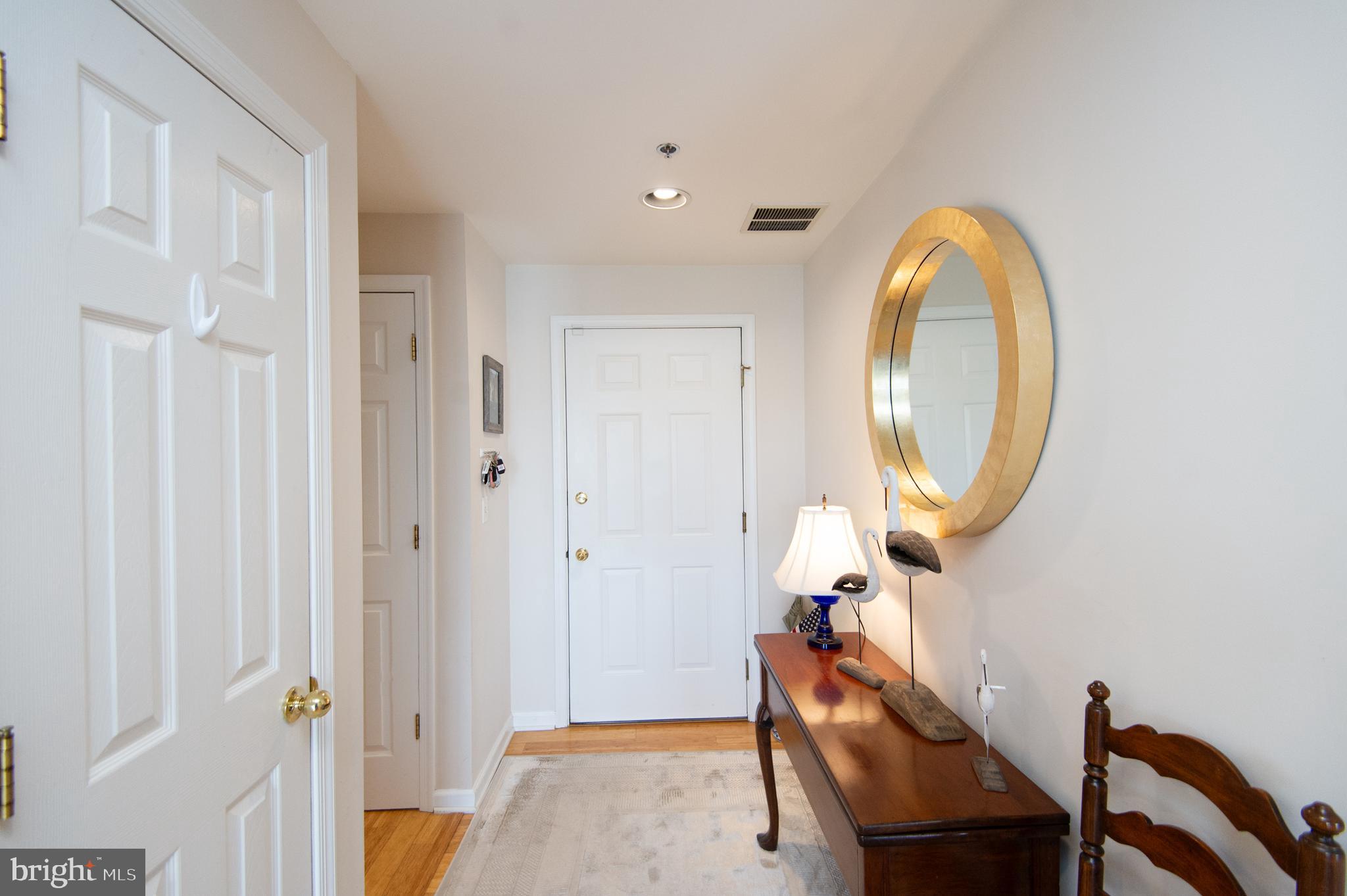 304 Academy Street, Unit 202 Cambridge, MD 21613 - Photo 6 of 40 Entry