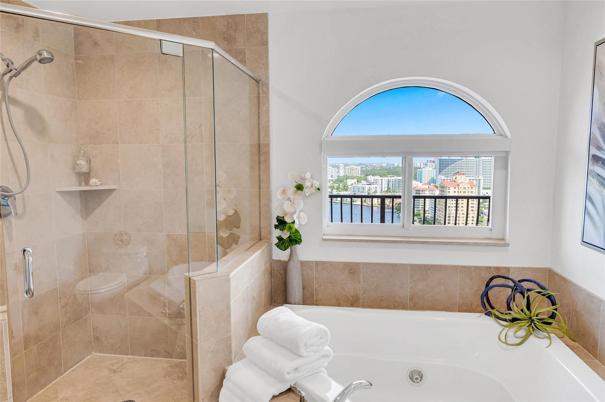 100 South Birch Road, Unit 2505 Fort Lauderdale, FL 33316 - Photo 34 of 58 Photo 34