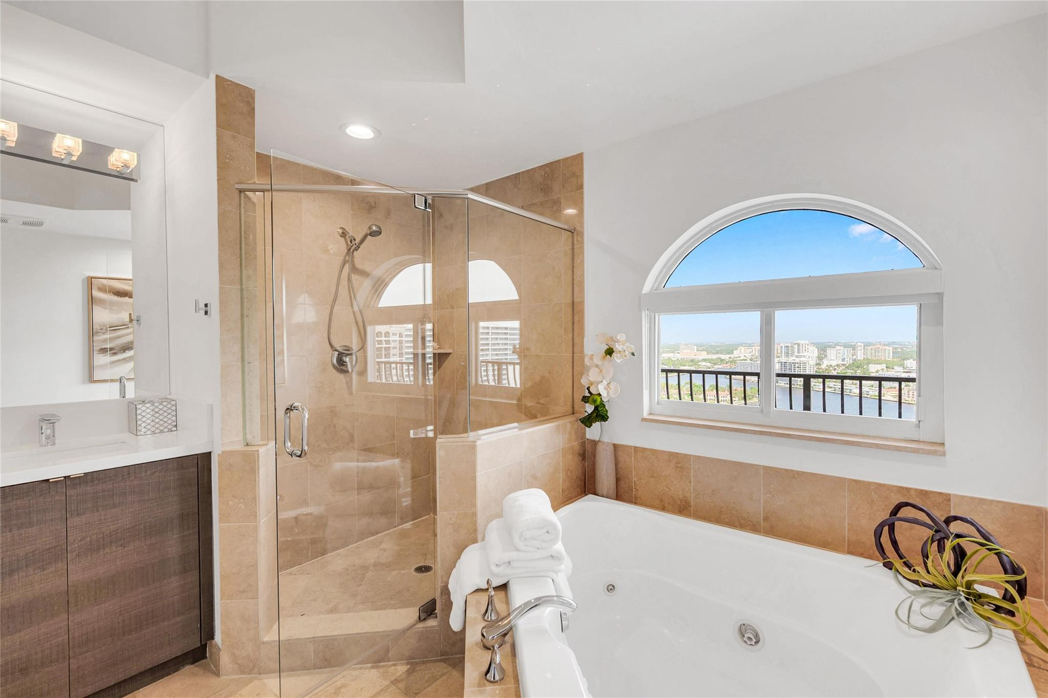 100 South Birch Road, Unit 2505 Fort Lauderdale, FL 33316 - Photo 35 of 58 Photo 35