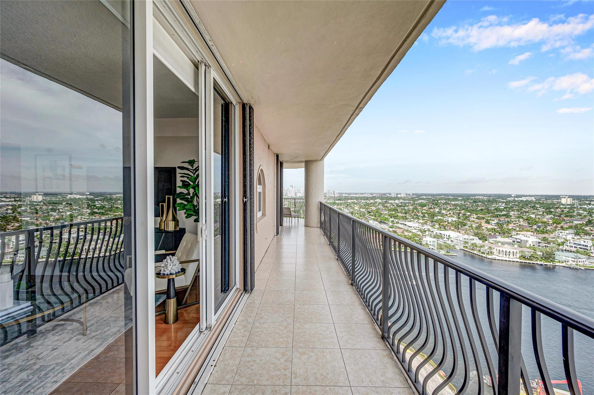 100 South Birch Road, Unit 2505 Fort Lauderdale, FL 33316 - Photo 47 of 58 Photo 47