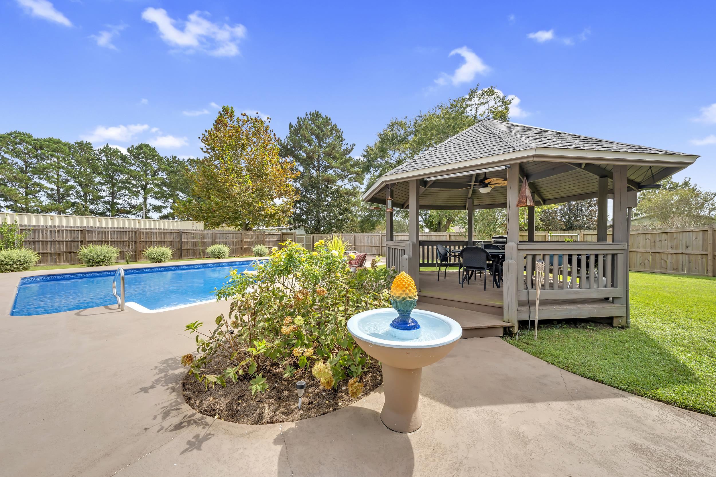 19090 Gunnison Road Fairhope, AL 36532 - Photo 29 of 42 Pool