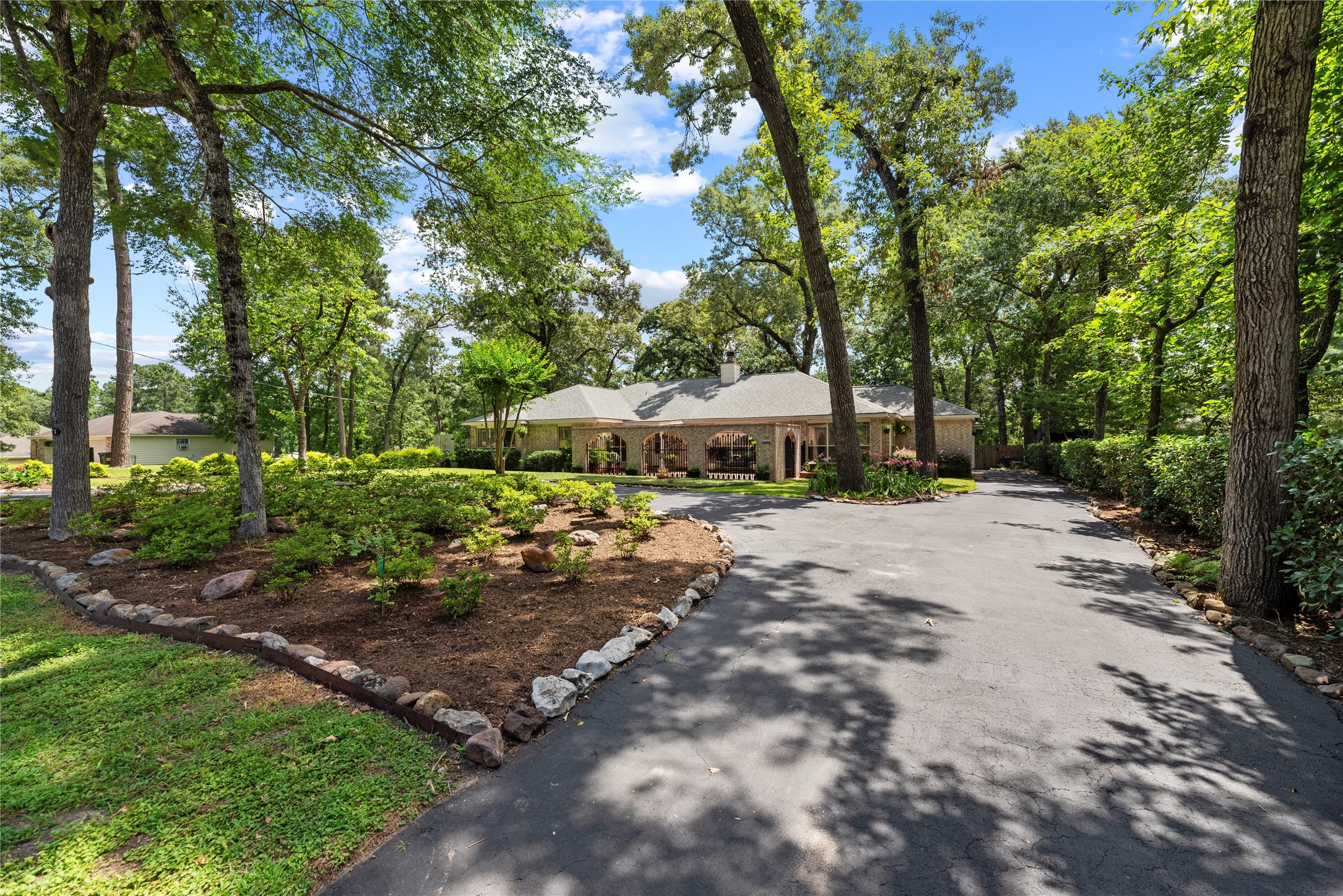 281 Ridgewood Drive Hockley, TX 77447 - Photo 2 of 41