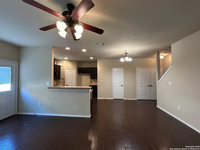 $1,345 | 1137 Brown Rock Drive, New Braunfels, TX 78130