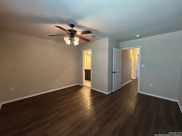 $1,345 | 1137 Brown Rock Drive, New Braunfels, TX 78130