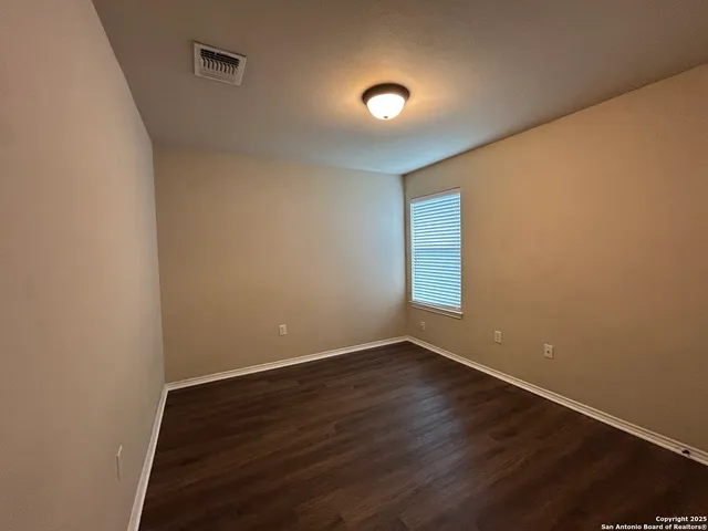 $1,345 | 1137 Brown Rock Drive, New Braunfels, TX 78130