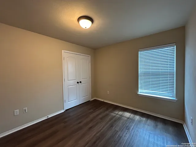 $1,345 | 1137 Brown Rock Drive, New Braunfels, TX 78130