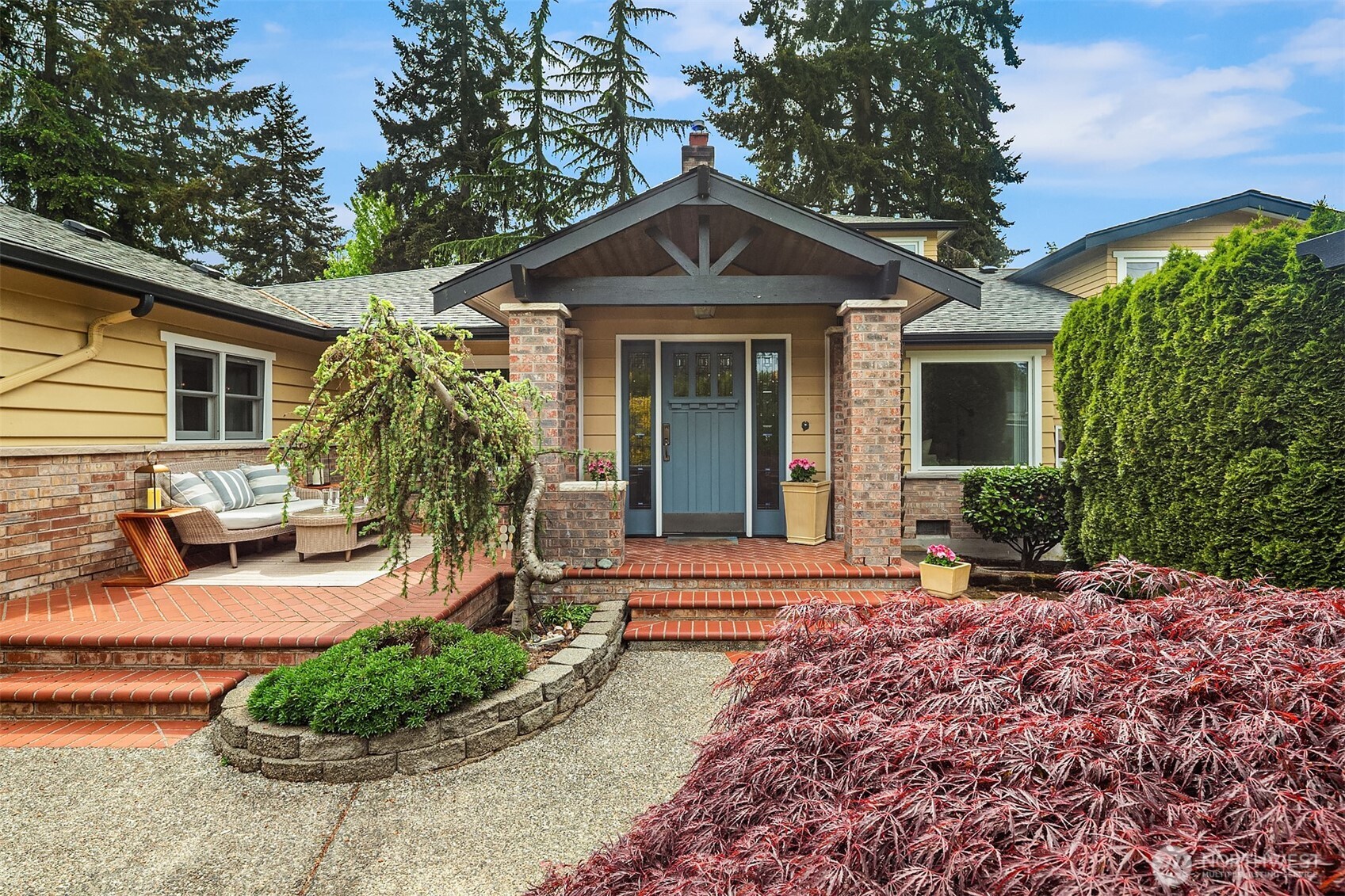 7732 195th Street Southwest Edmonds, WA 98026 - Photo 1 of 39 Gallery Image 1