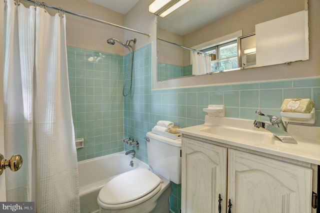 $899,000 | 6114 Namakagan Road, Bethesda, MD 20816